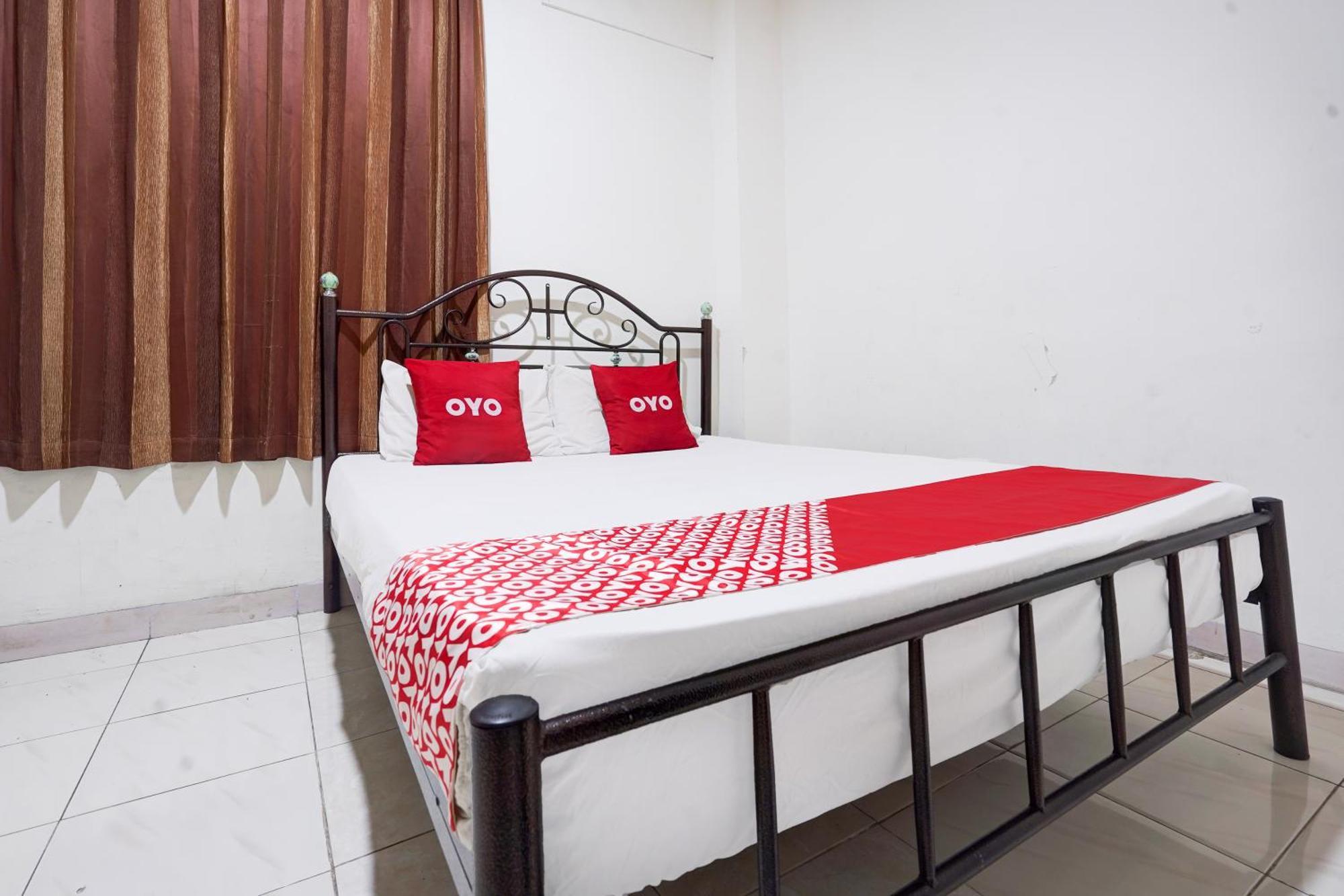 Hotel O Rappocini Near Rsia Paramount Makassar Exterior photo
